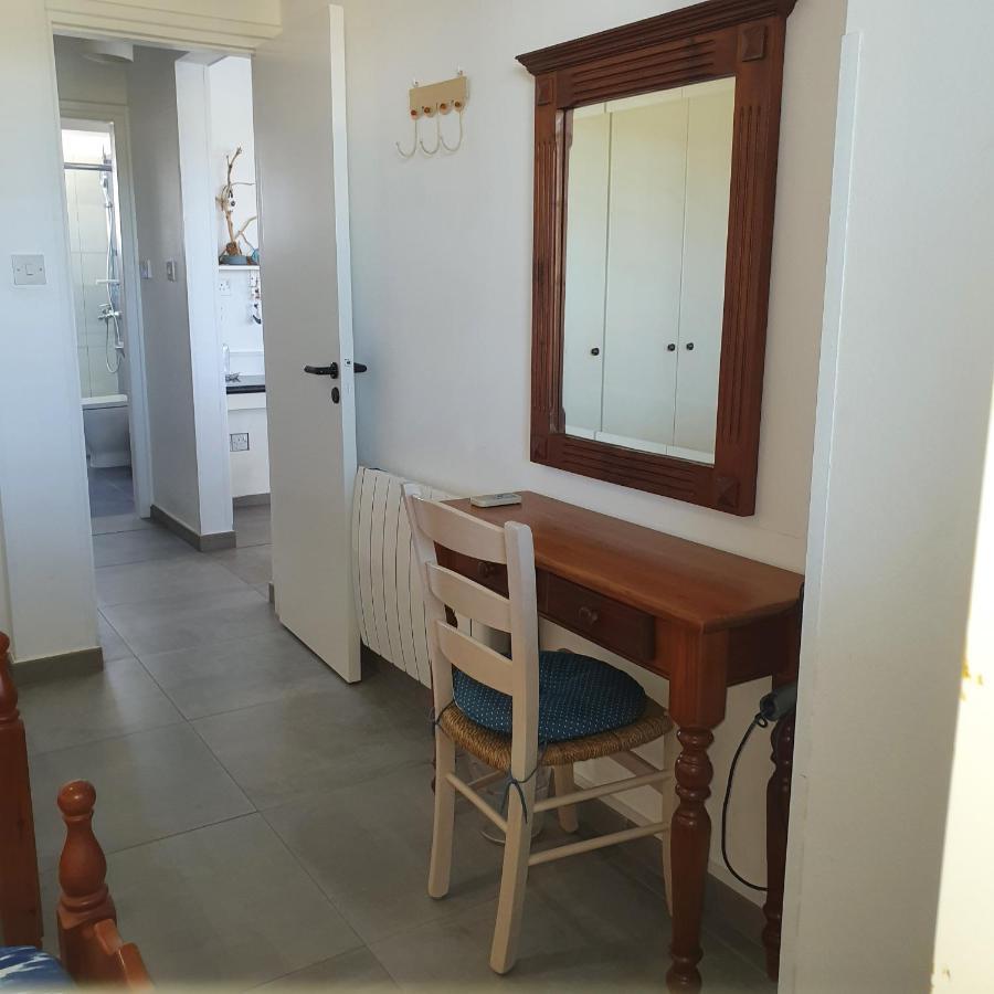 Latchi Ithaki, 2 Bedroom Penthouse Buitenkant foto